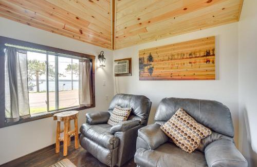 Stone Lake Apartment | Cozy Studio w/Community Docks in Stone Lake!