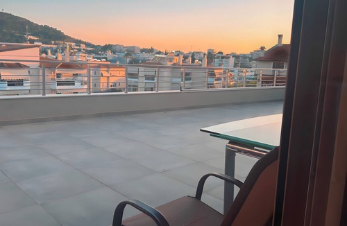 Gerakas Apartment | Cozy Studio with a Heart-Stealing View