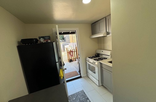 Lemon Grove Apartment | Cozy studio with AC and WiFi in charming La Mesa