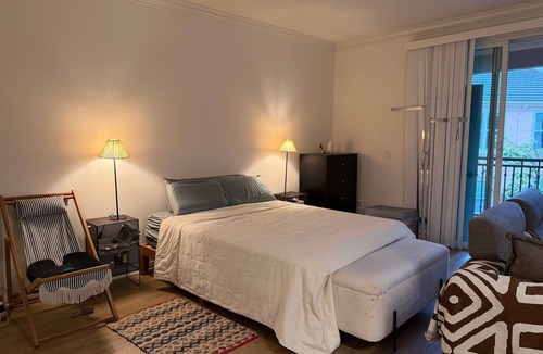 Airport Area Apartment | Cozy Studio with AC in cool Irvine
