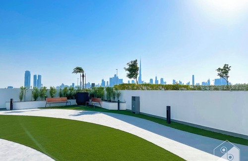 Jadaf Apartment | Cozy Studio with Balcony & Burj Khalifa View
