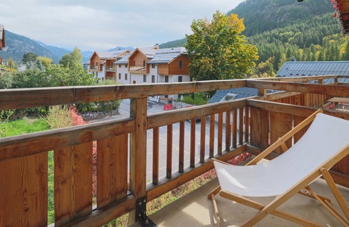 Chantemerle Apartment | Cozy Studio with Wi-Fi, BBQ, Summer Pool, Near Ski Pistes & Free Village Shuttle