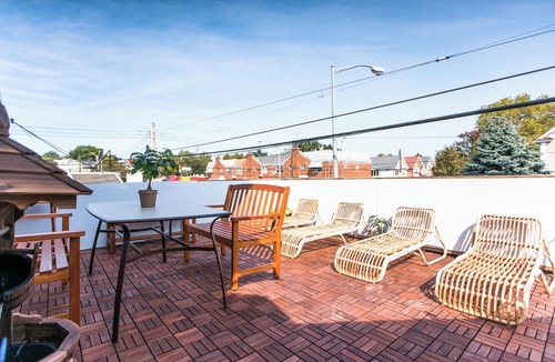 East Flushing Apartment | Cozy studio with Free Laundry, WiFi and AC in awesome Queens