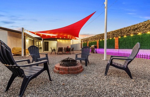 Downtown Phoenix House | Cozy Studio with King Bed DT Phx Unit C