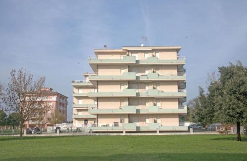 Caorle Apartment | Cozy studio with pool in Caorle