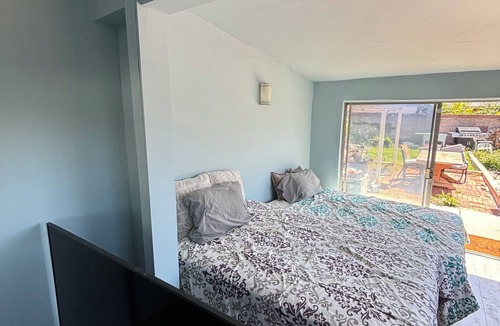 Orange Apartment | Cozy studio with WiFi and AC in Orange - Villa Park area. Home-Away-From-Home