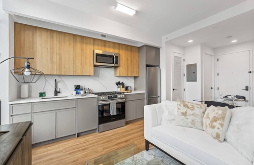 Bath Beach Apartment | Cozy studio with WiFi and AC in lovely Brooklyn