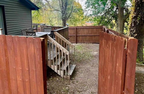 Des Moines House | Cozy & Stylish Single Family Home in Down Town DSM