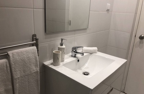 Calicos Resort | Cozy & Stylish Studio Apartment just 800m from the beach - New to HomeAway!