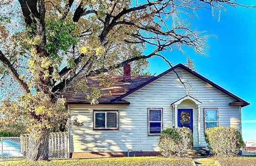 Thief River Falls House | Cozy & Stylish Retreat {Pet Friendly}