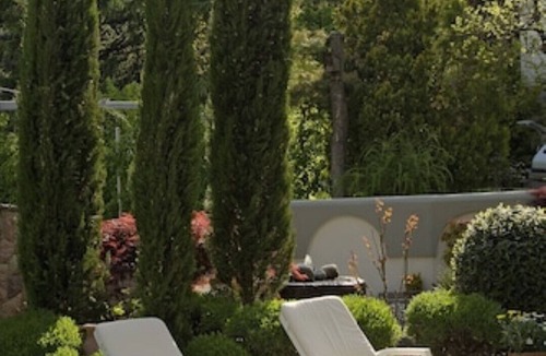 Nalles Apartment | Cozy sunny apartment with balcony garden view. Central location in Nals
