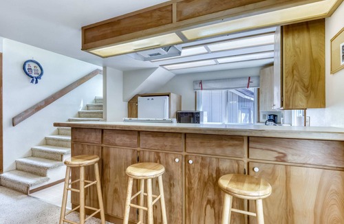 Overlook Park House | Cozy Sunriver Home with Hot Tub, Wood Stove, SHARC Passes