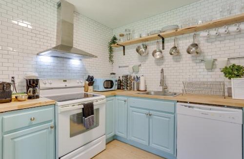 Swan Lake House | Cozy Swan Lake Apt w/Grill + Private Yard