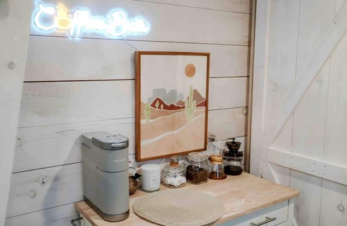 English Cabin | Cozy Tiny House on a Farm in Fredericksburg, Indiana - Perfect Romantic Glamping Destination