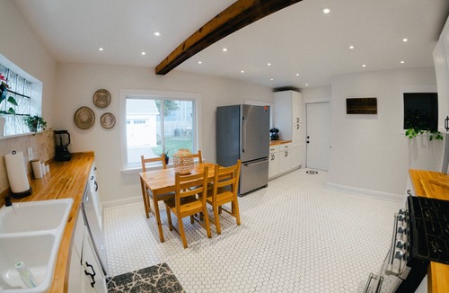 Ohio City House | Cozy Updated Century Gem- Prime Location - Sleeps 10- Make yourself at home!