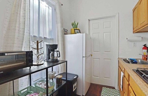 Downtown Sacramento Apartment | Cozy Upstairs Studio Near Downtown and the River
