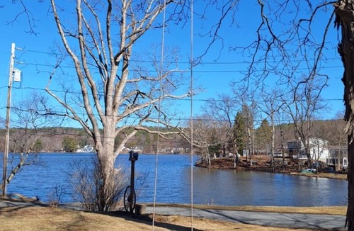 Nassau Cottage | Cozy Upstate Lakefront 2BR Retreat with Kayaks & Fireplace