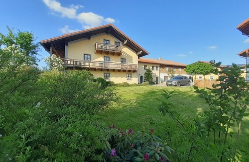 Hinterschmiding Apartment | Cozy vacation apartment 50sqm with balcony