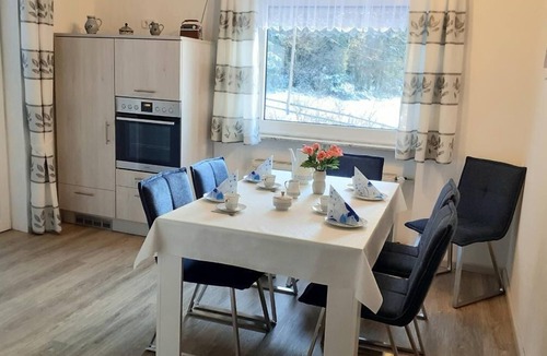 Kirchenlamitz Apartment | Cozy vacation apartment 125sqm with barbecue facilities in the garden
