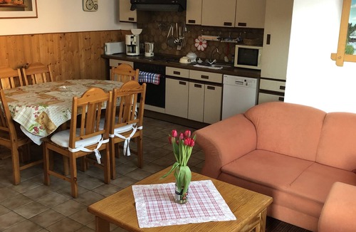 Bischofsgruen Apartment | Cozy vacation apartment (65sqm) with terrace in a quiet location