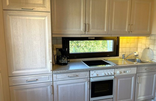 Warwerort House | Cozy vacation home in Warwerort, 150 m to the North Sea, with garden. Free of visitor's tax