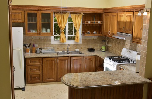 El Batey Villa | Cozy Villa 3 beds/2baths with pool and jacuzzi in SOSUA