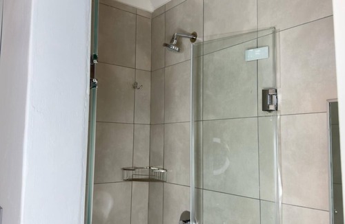 Edenvale Bed & Breakfast | Cozy Villa Lodge