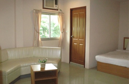 Ratchathewi Hotel | Cozy Villa