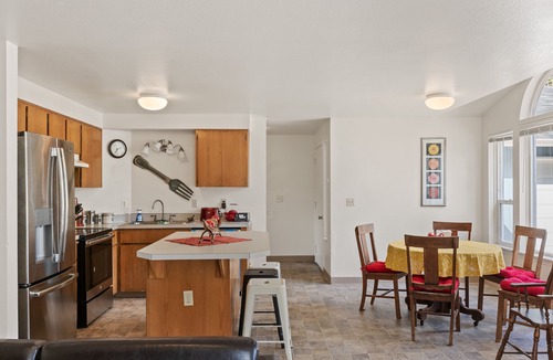 West Hills House | Cozy Water Front with Puget Sound Bay View in your Backyard