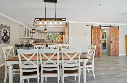 Annapolis House | Cozy, waterfront, 5BR 4BA house w 2 decks near USNA & downtown