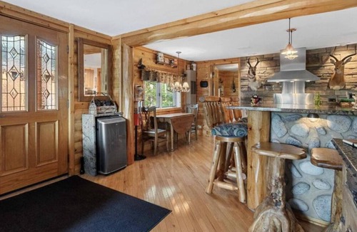 Crivitz Cabin | Cozy waterfront cabin retreat in Crivitz WI