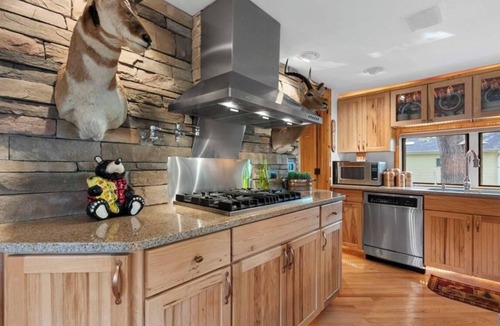 Crivitz Cabin | Cozy waterfront cabin retreat in Crivitz WI