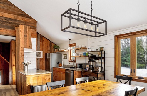 Thornton House | Cozy White Mountain Family Retreat w/Views, Indoor Fireplace & Toys