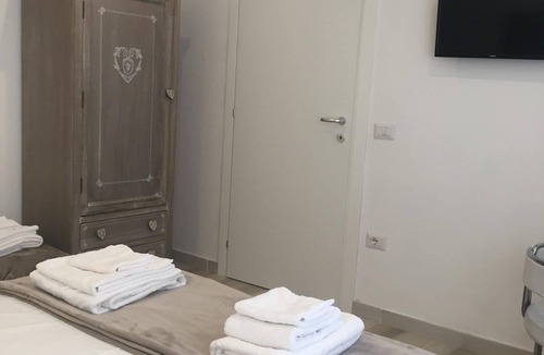 Nuoro Bed & Breakfast | Cozy, with private entrance, the B&B is located in the center of the city.