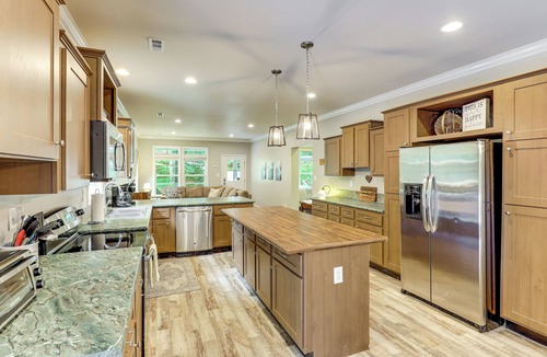 Woodfin House | Cozy Wooded Retreat Near Dwtn Asheville | Fire Pit