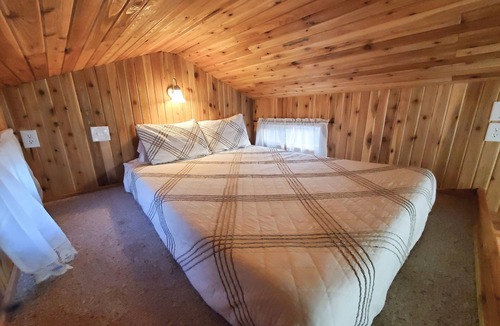 La Push House | Cozy, yet spacious, small home on the deck
