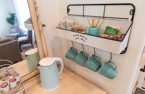Post Falls House | CozyRoweHome - Only 30 minutes to SILVERWOOD THEME PARK!