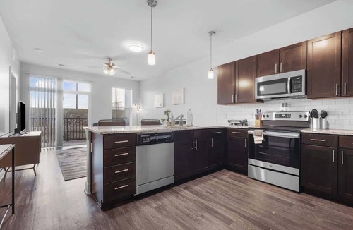 Indianapolis Apartment | CozySuites Modern 2BR, Nora Indianapolis #11