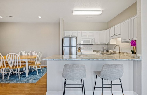 Kill Devil Hills Condo | CR102 - Sea La Vie by First Flight Rentals