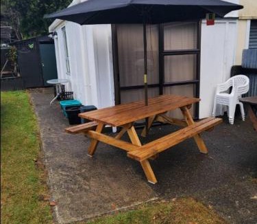 Turangi House | Crab Apple Cottage