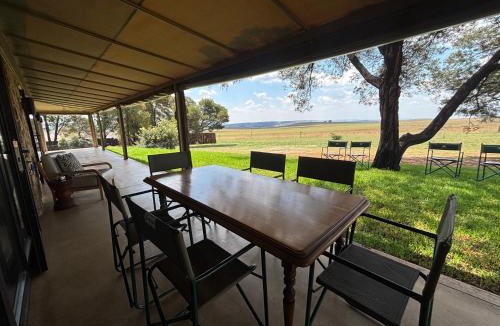 Madeteleli Villa | Cradlestone Camp