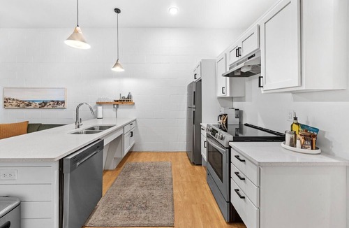 Duluth Apartment | Craft District Apt w/Gym & Coffee Shop 223