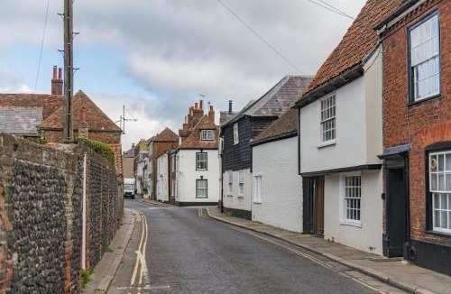 Sandwich House | Crafters Cottage