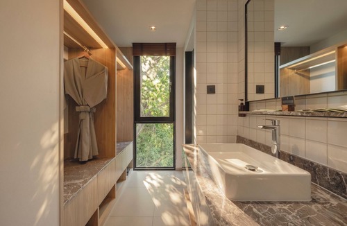 Phaya Thai Hotel | Craftsman Bangkok