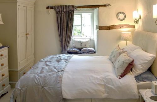 Bouth House | Cragg Cottage