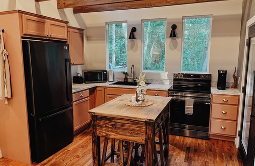 Spencer House | Crane's Cabin at Fall Creek Falls State Park- Outdoor Bathtub, Fireplace