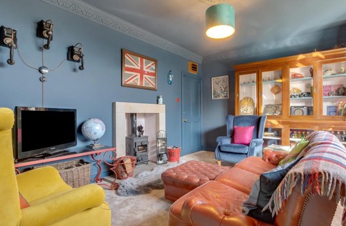 Dunstan House | Craster Colours