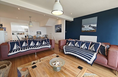 Craster House | Craster Rocks - Three Bedroom House, Sleeps 6