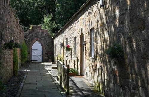 Dunstan House | CRASTER TOWER COACH HOUSE, pet friendly, with open fire in Craster