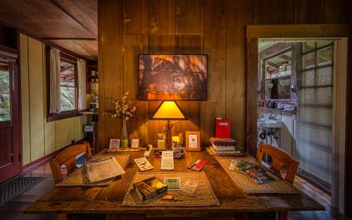 Volcano House | Crater Rim Cabin